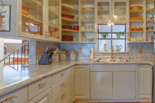 Seaside Family Retreat image 16